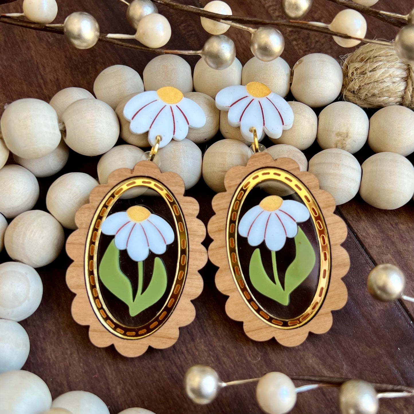 Framed Daisy Dangles