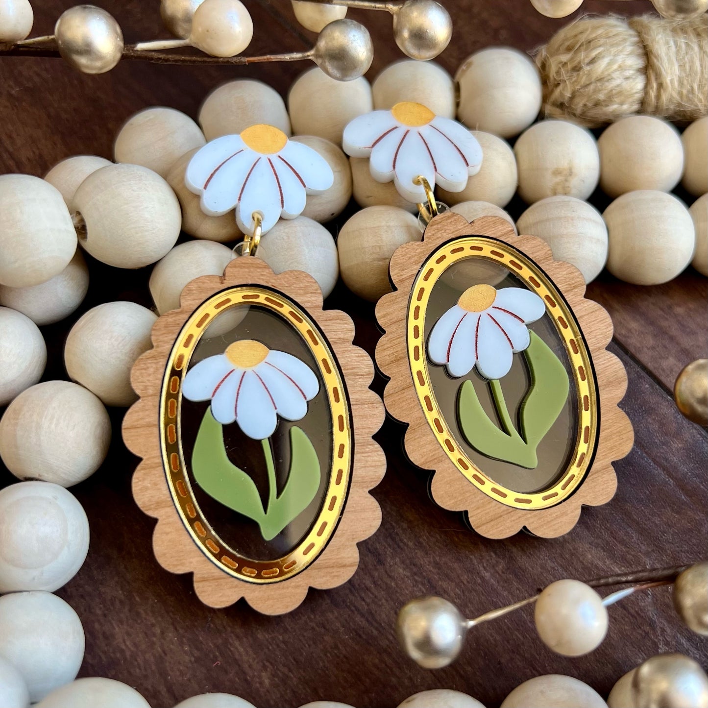Framed Daisy Dangles