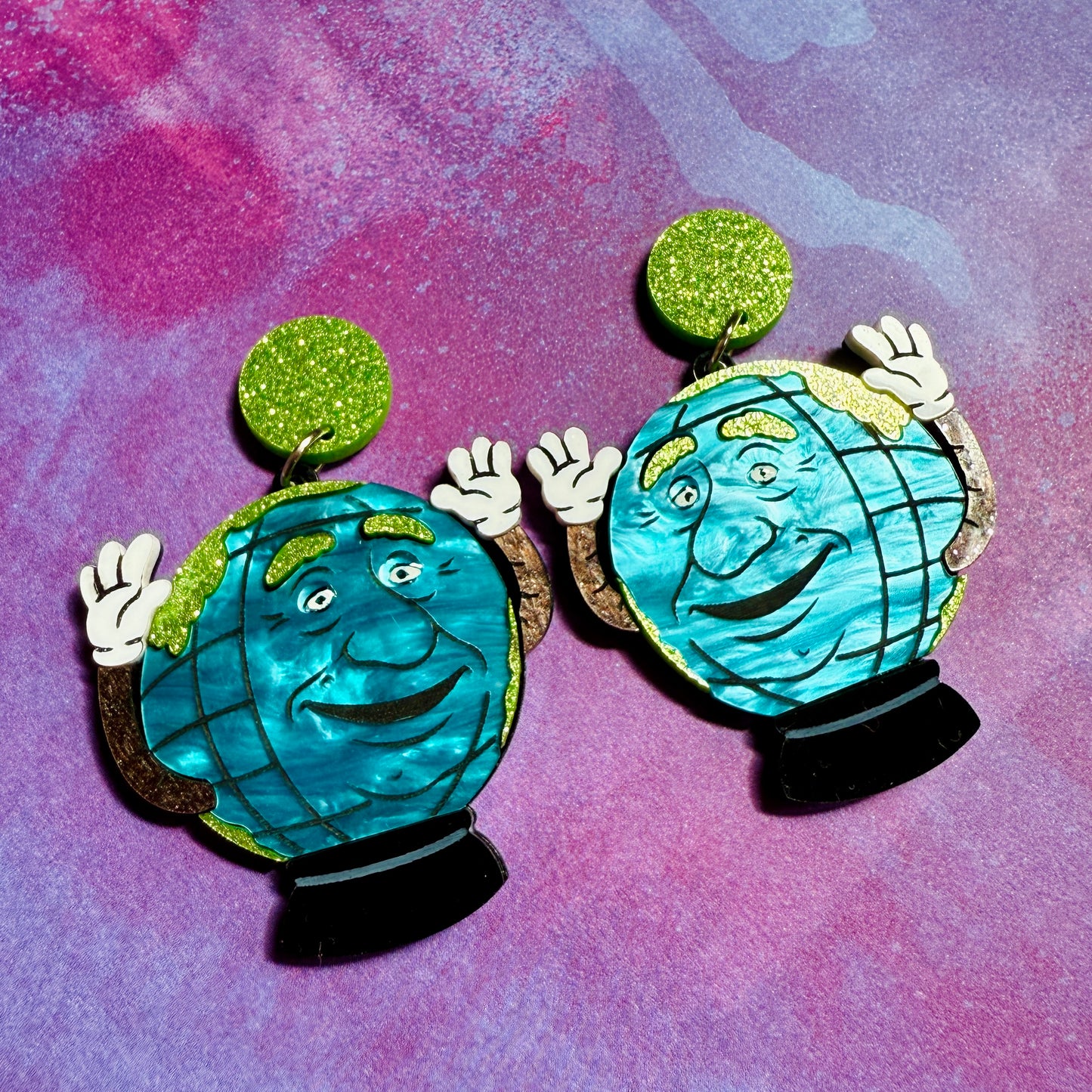 Globey Dangles