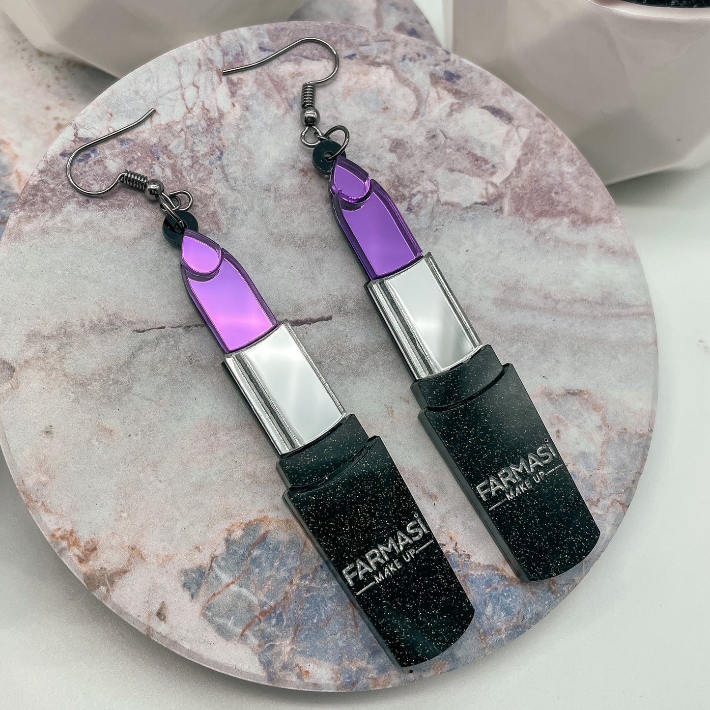 Beauty Influencer Lipstick Dangles