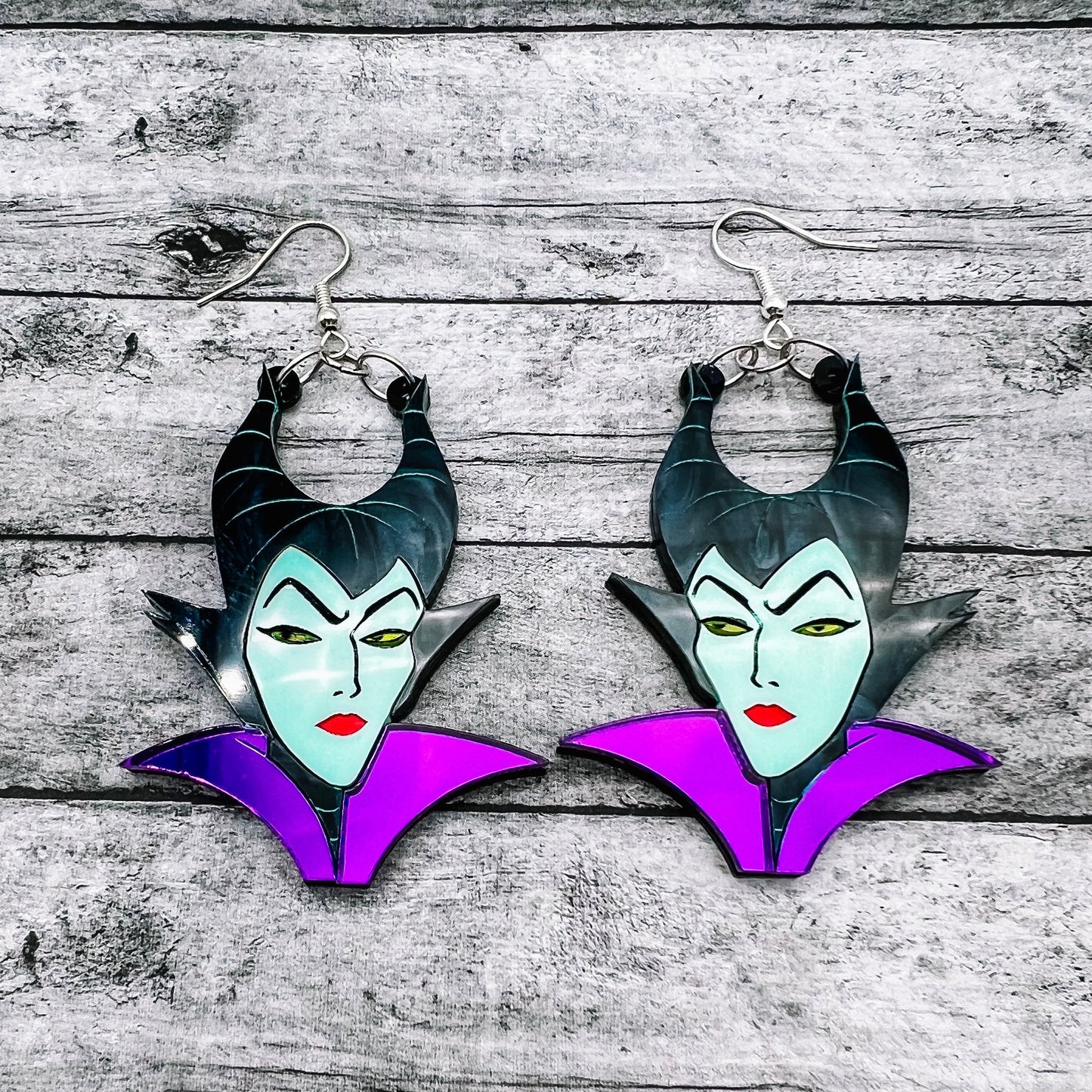 Villain Dangles