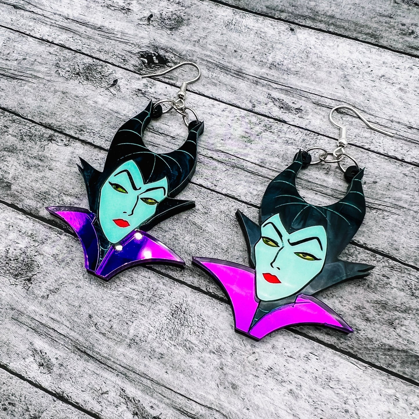 Villain Dangles