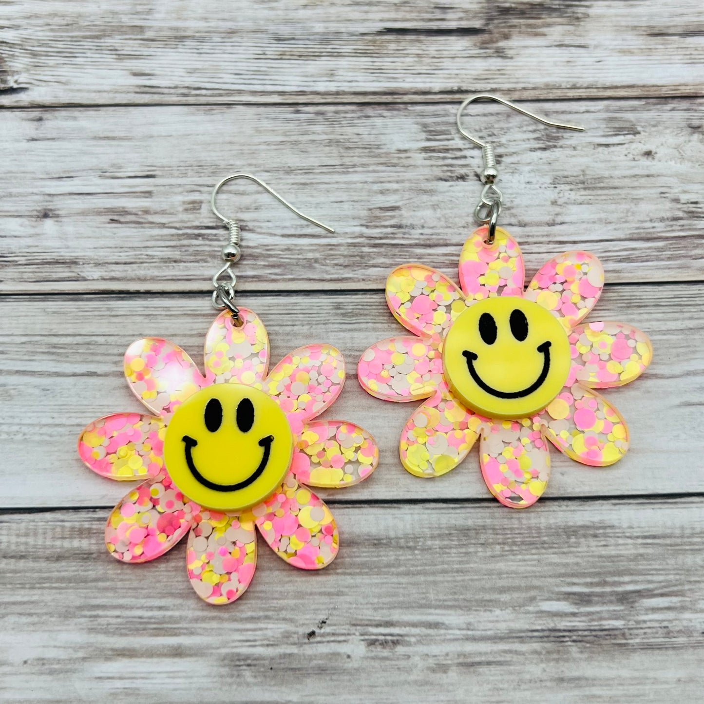 Happy Daisy Dangles