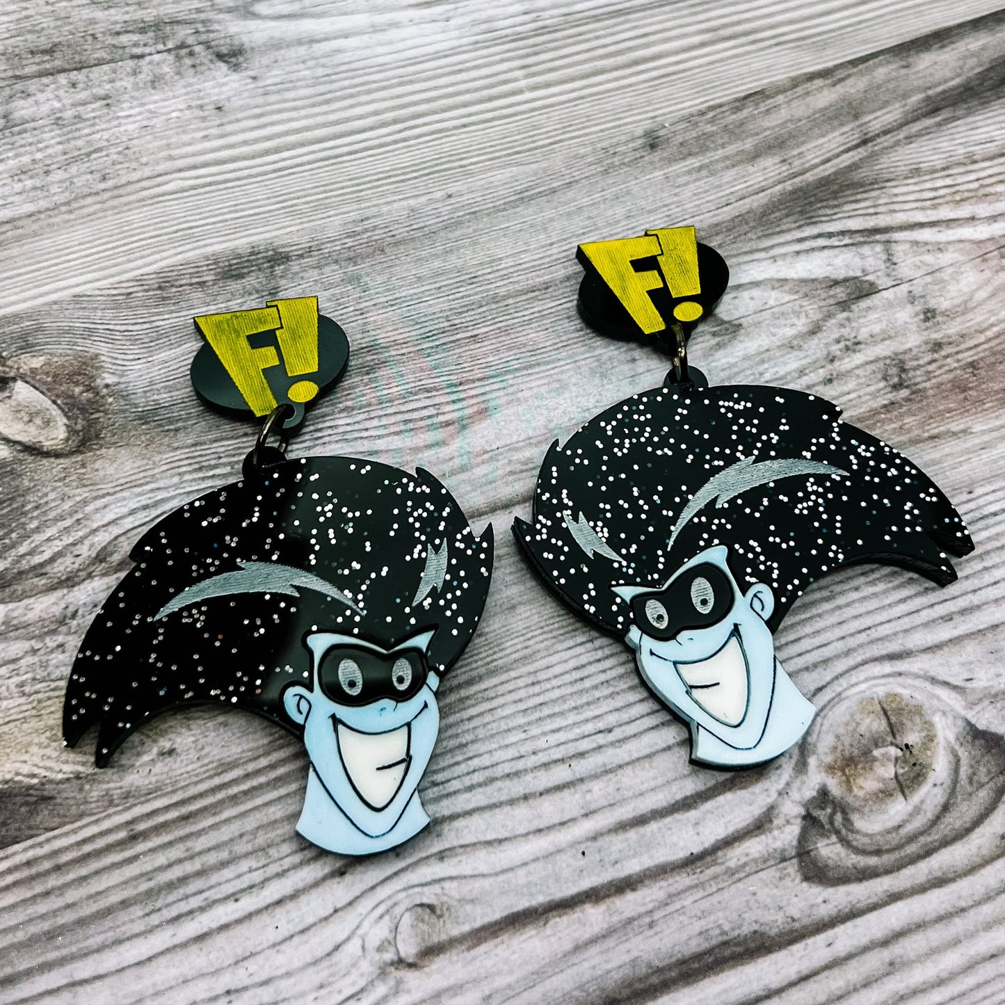 NEW CLEARANCE Freakazoid earrings