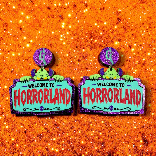 Welcome to Horrorland Dangles