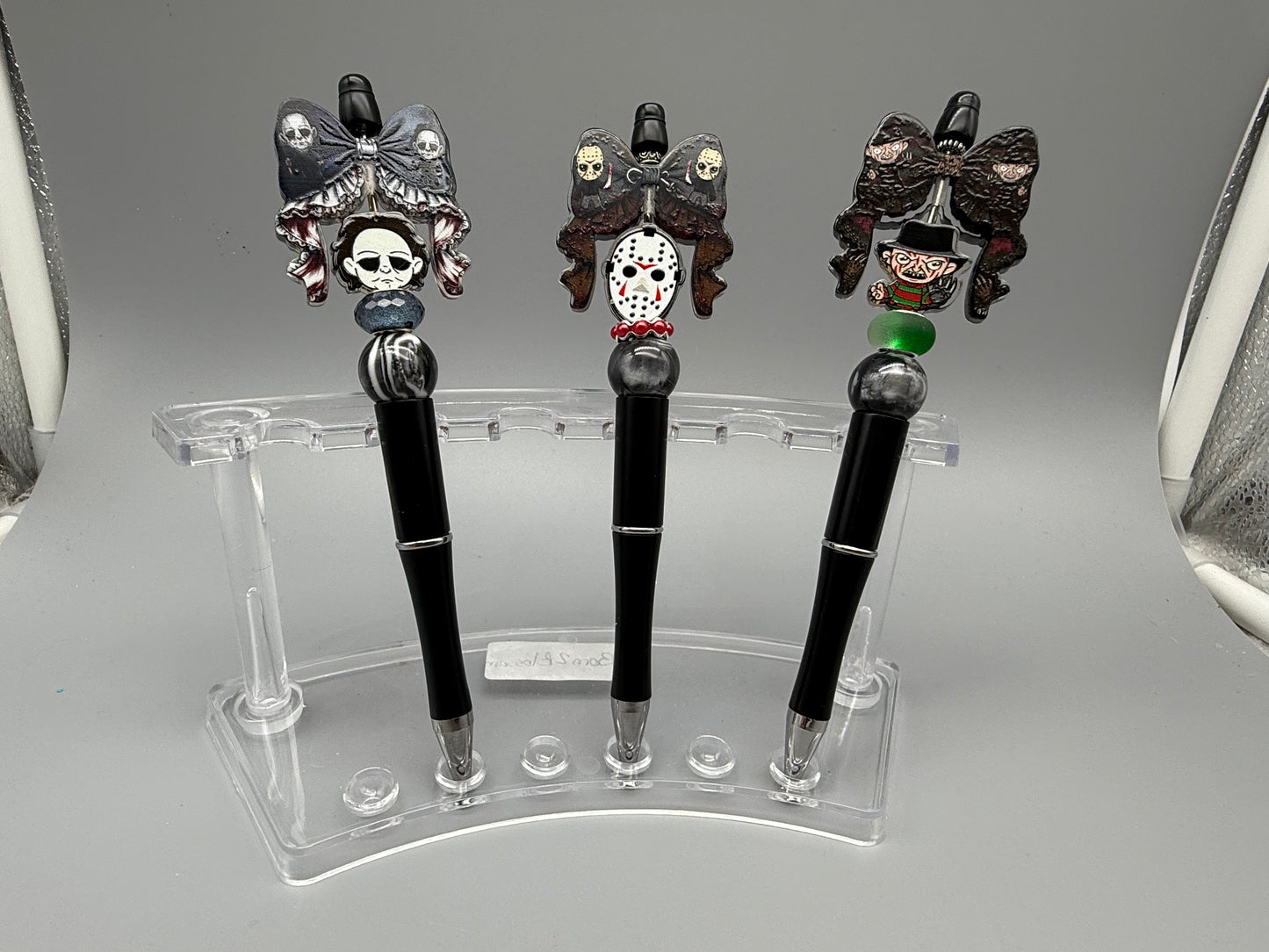 Exclusive Horror Bows on Pens