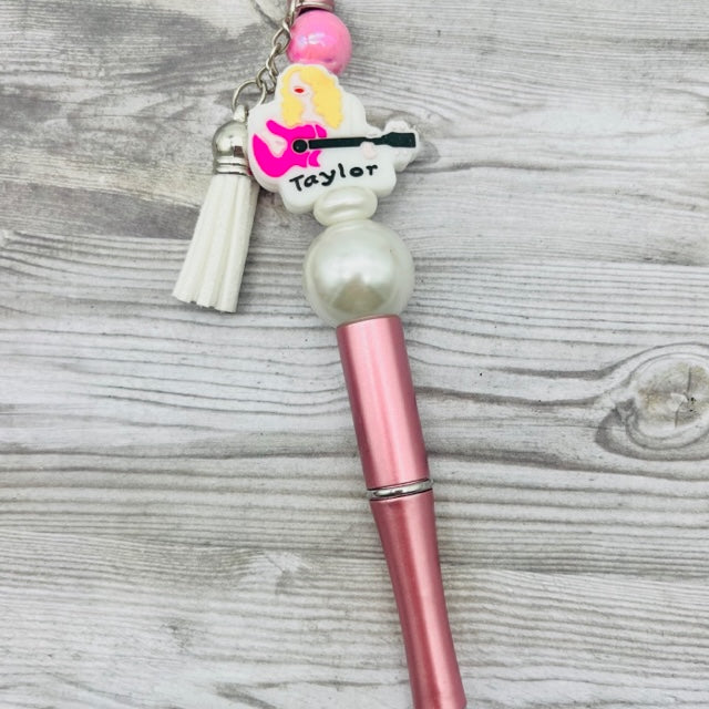 TAYLOR SWIFT Pens, Keychains and Wristlet Keychains