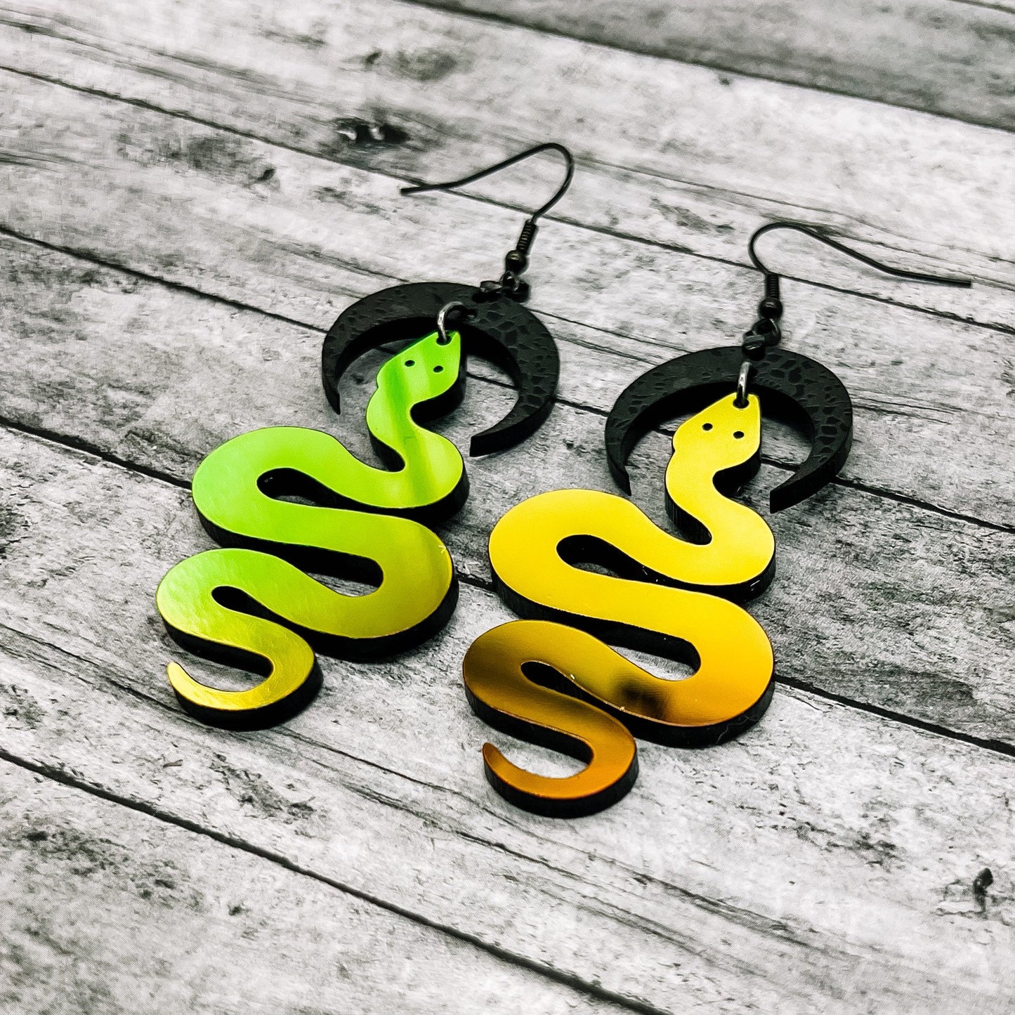 Color Shifting Snake Dangles