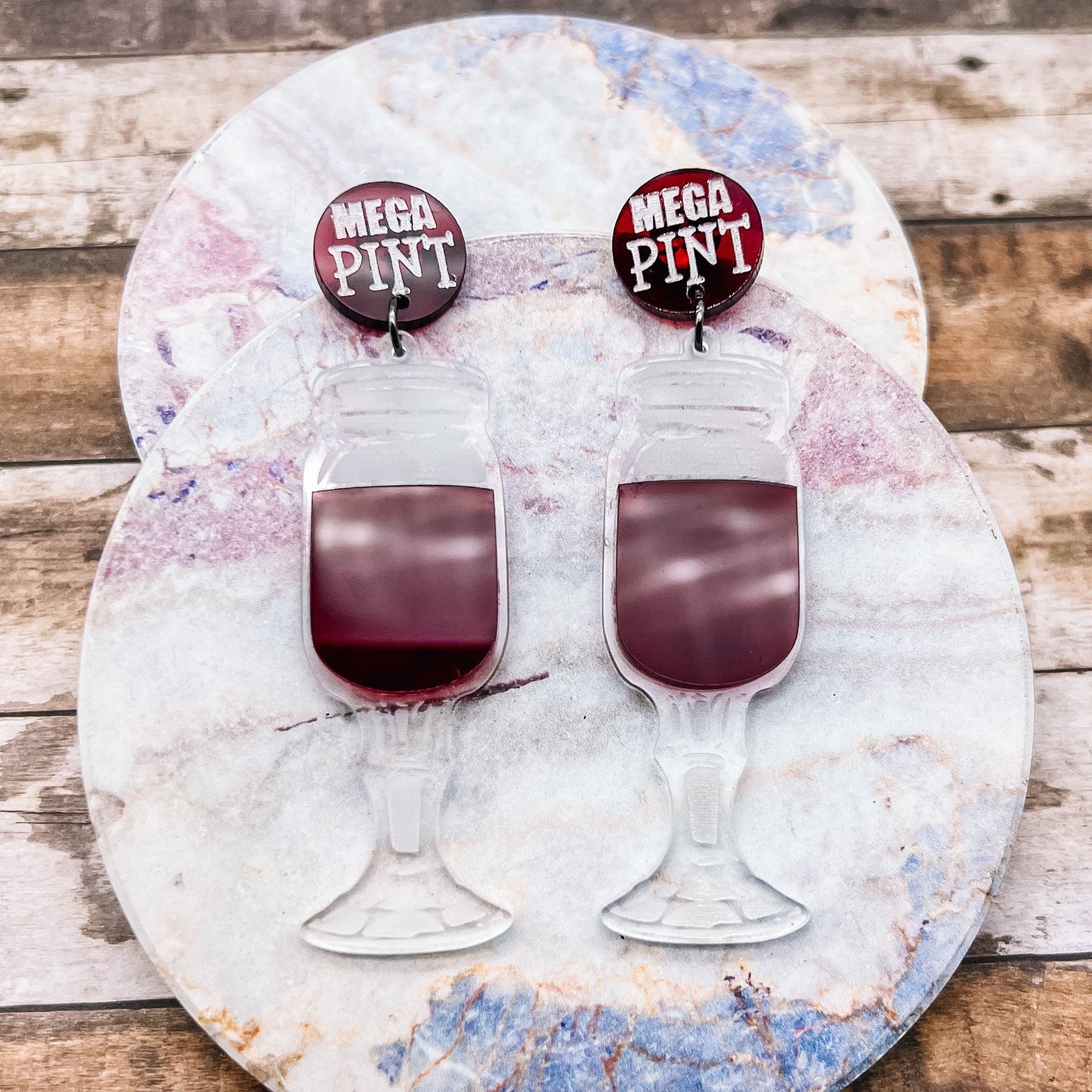 Mega Pint Wine Glass Dangles